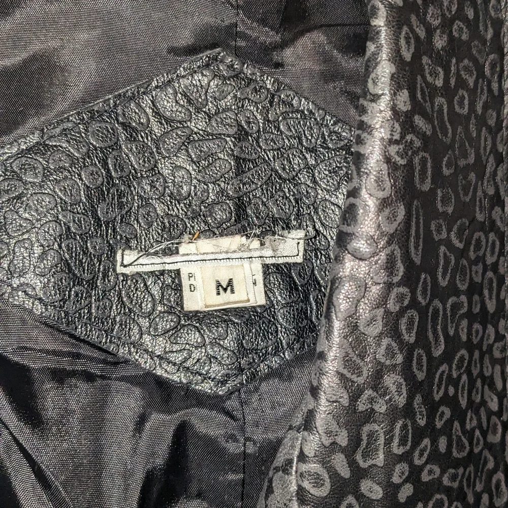 Lightweight Leather Jacket - Picture 2 of 3
